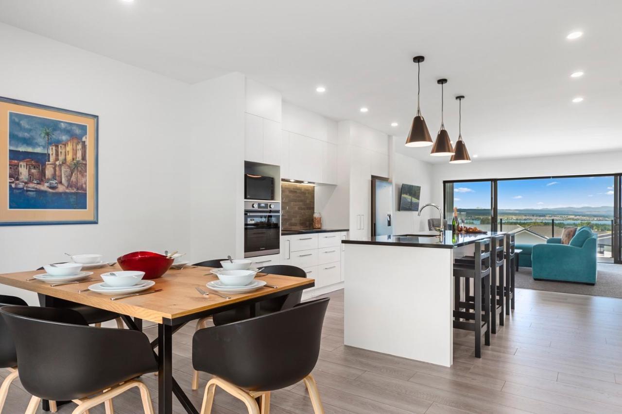 Blue Dun Views - Taupo Apartamento Exterior foto